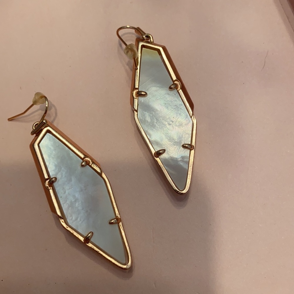 statement earrings - Picture 3 of 3